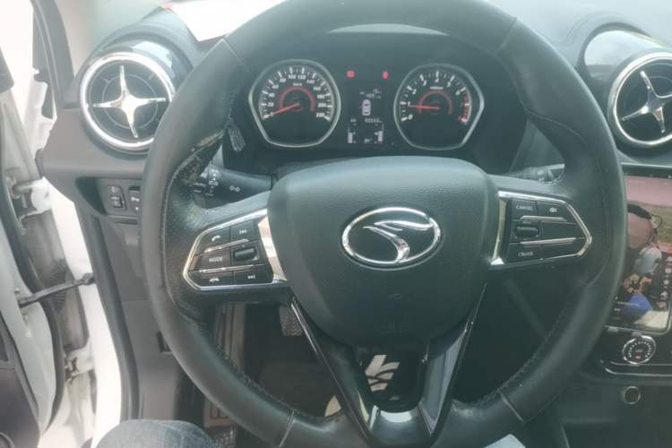 Used Soueast DX3 2016 1.5L Manual Flagship Version Steering Wheel