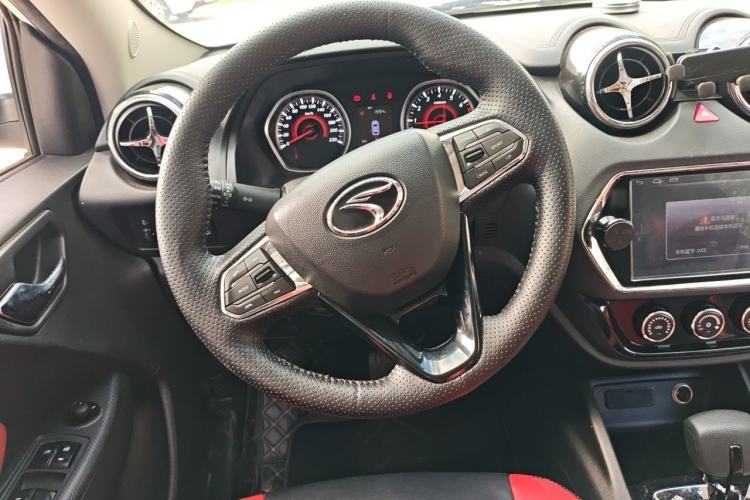 Used Soueast DX3 2016 1.5T SRG CVT Flagship Edition Steering Wheel