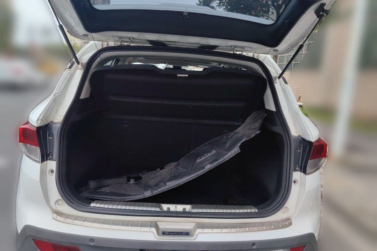 Used Soueast DX3 2016 1.5L Manual Luxury Model Trunk