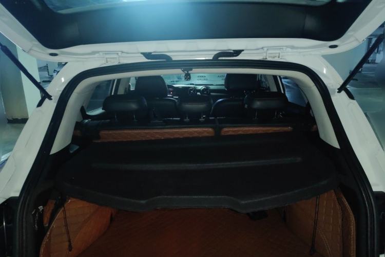 Used Soueast DX3 2016 1.5T CVT Prestige Edition Trunk