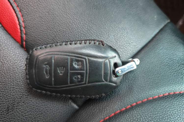Used Soueast DX3 2016 1.5L Manual Flagship Version Vehicle Key