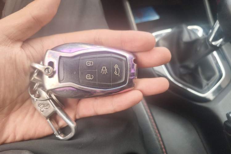 Used Soueast DX3 2016 1.5L Manual Flagship Version Vehicle Key