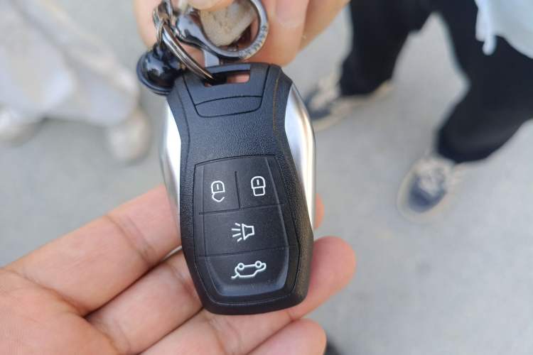 Used Soueast DX3 2016 1.5L Manual Luxury Edition Vehicle Key