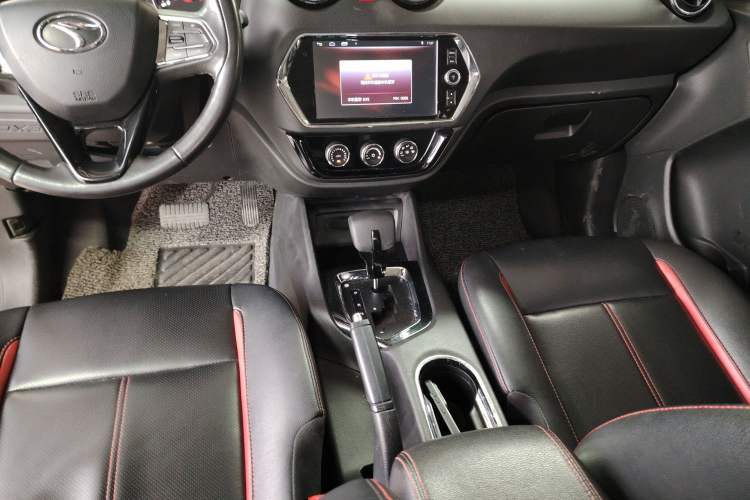 Used Soueast DX3 2016 1.5T CVT Flagship Model Audio And AC Panel