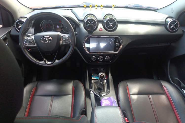 Used Soueast DX3 2016 1.5L Manual Luxury Edition Center Console
