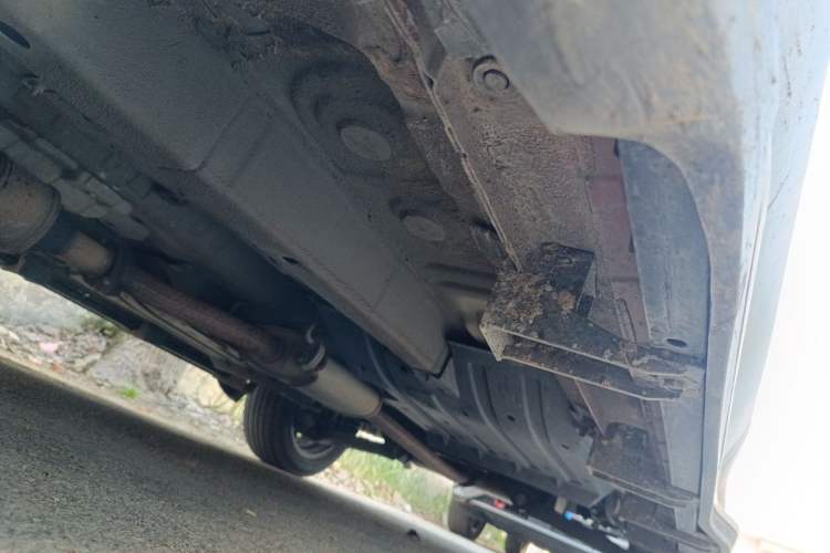 Used Soueast DX3 2016 1.5T CVT Flagship Model Chassis Front Left