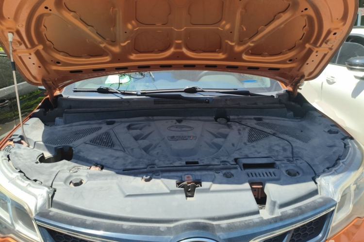 Used Soueast DX3 2016 1.5T CVT Prestige Edition Engine Bay