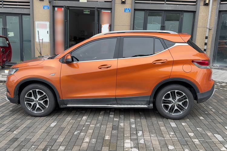 Used Soueast DX3 2016 1.5T CVT Luxury Model Exterior 5