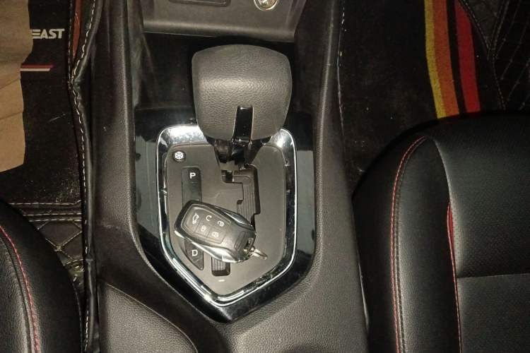 Used Soueast DX3 2016 1.5T CVT Flagship Model Gear Lever