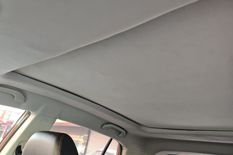Used Soueast DX3 2016 1.5T CVT Flagship Model Headliner