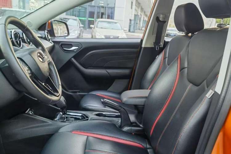 Used Soueast DX3 2016 1.5T CVT Flagship Model Interior 1