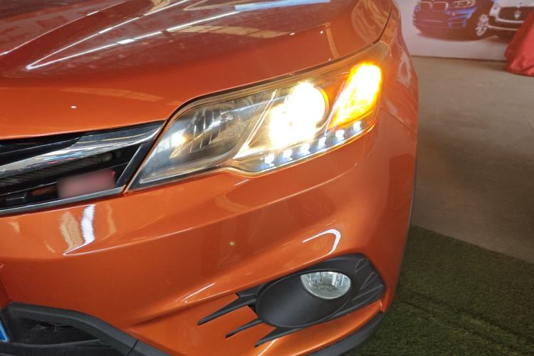 Used Soueast DX3 2016 1.5T CVT Flagship Model Left Front Headlight