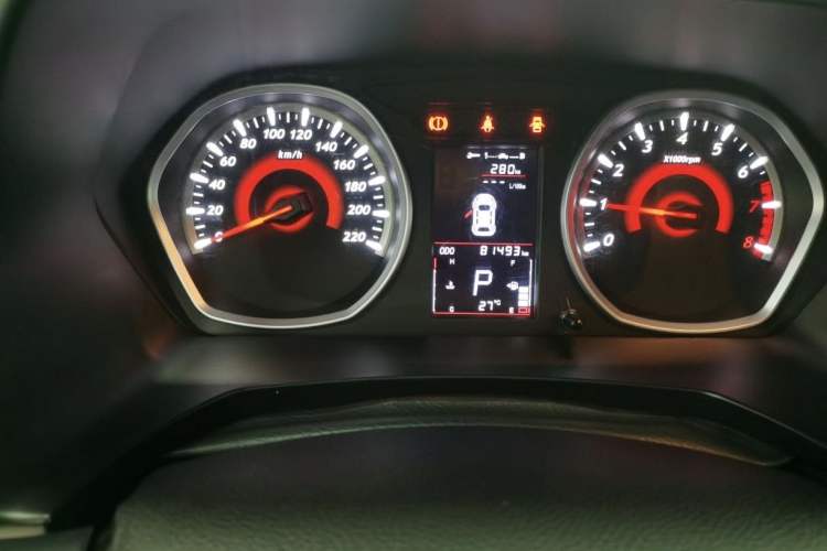 Used Soueast DX3 2016 1.5T SRG CVT Flagship Edition Odometer Close Up