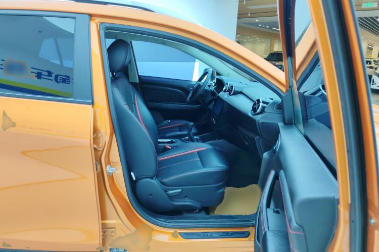 Used Soueast DX3 2016 1.5L Manual Luxury Model Right Front Seat
