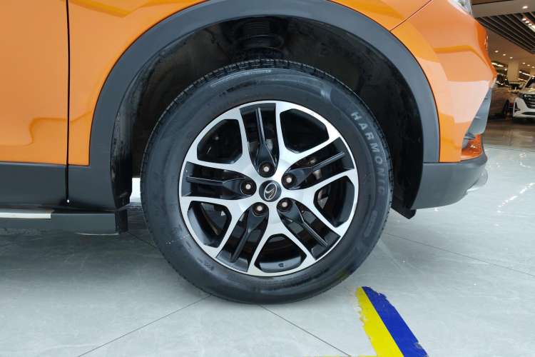 Used Soueast DX3 2016 1.5L Manual Luxury Model Right Front Wheel Hub