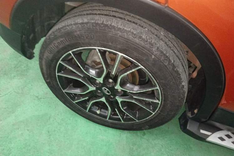 Used Soueast DX3 2016 1.5T CVT Flagship Model Right Rear Wheel Hub