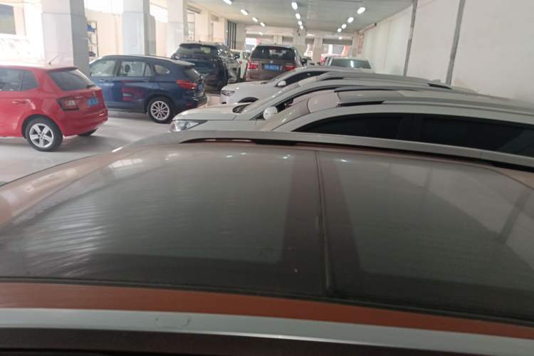 Used Soueast DX3 2016 1.5T CVT Flagship Model Roof