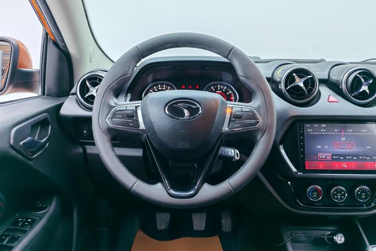 Used Soueast DX3 2016 1.5L Manual Luxury Model Steering Wheel
