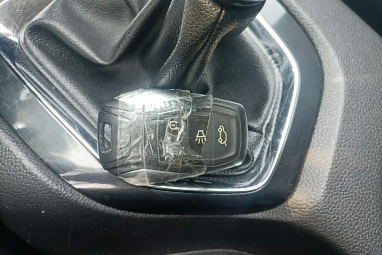 Used Soueast DX3 2016 1.5L Manual Flagship Version Vehicle Key
