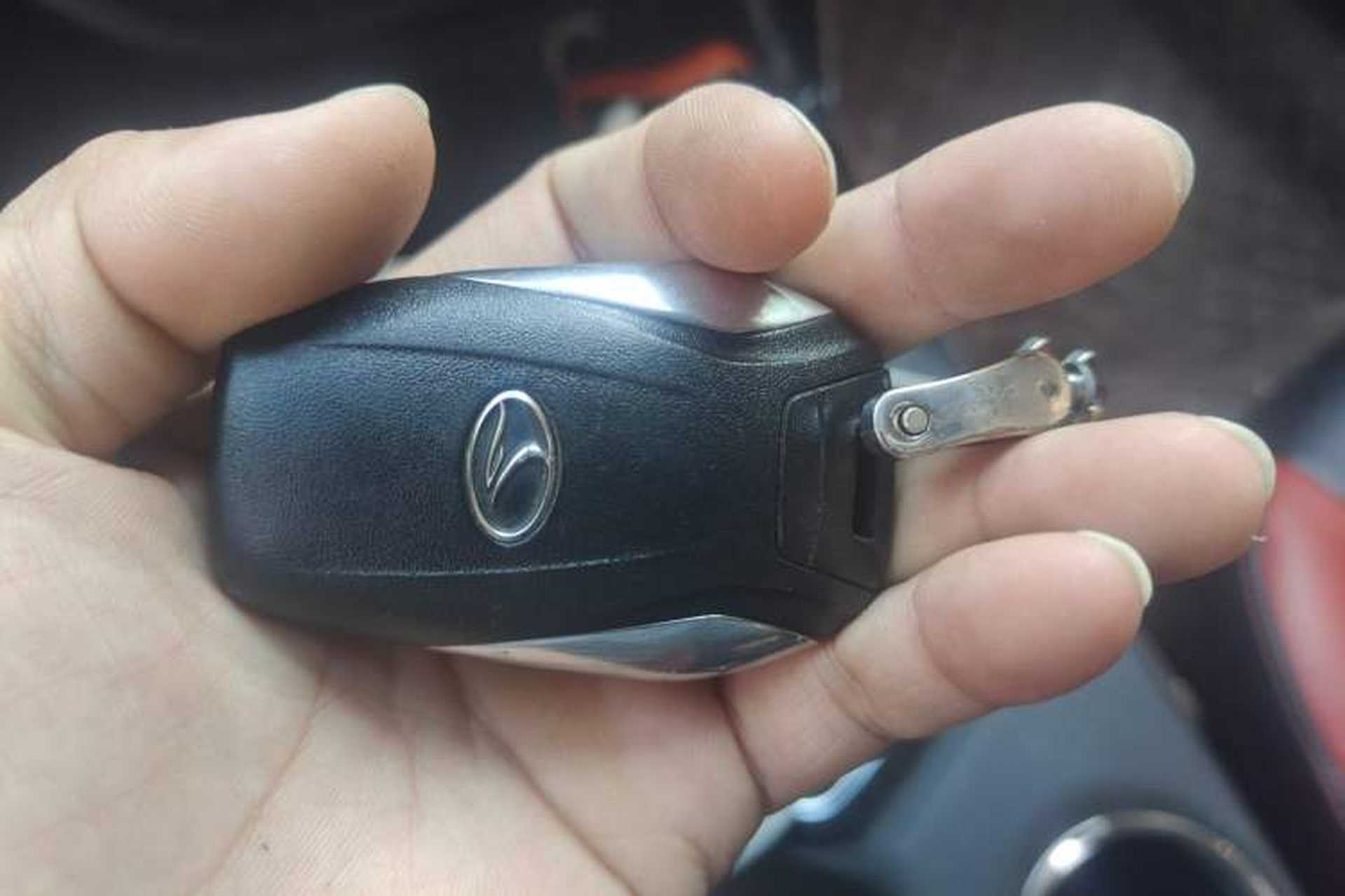Used Soueast DX3 2016 1.5T SRG CVT Flagship Edition Vehicle Key