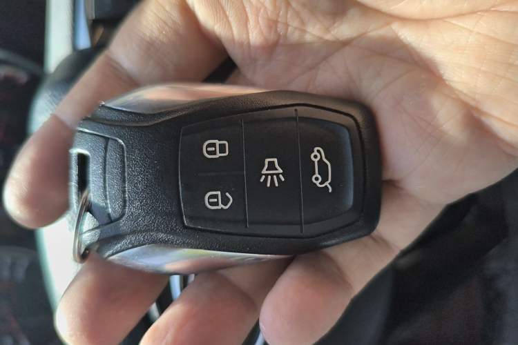 Used Soueast DX3 2016 1.5L Manual Flagship Version Vehicle Key
