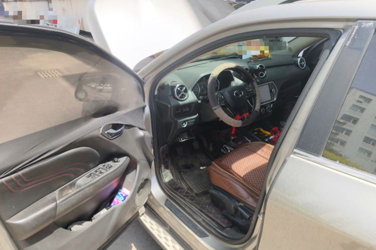 Used Soueast DX3 2018 1.5L Manual Luxury Model Driver Seat