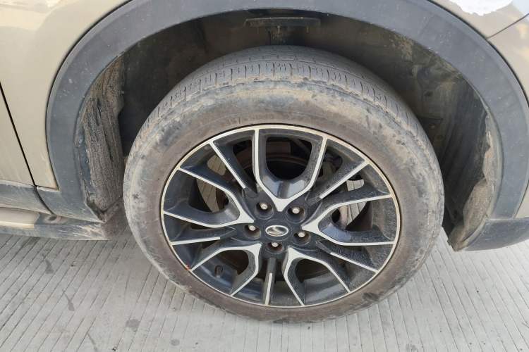 Used Soueast DX3 2018 1.5L Manual Luxury Model Right Front Wheel Hub
