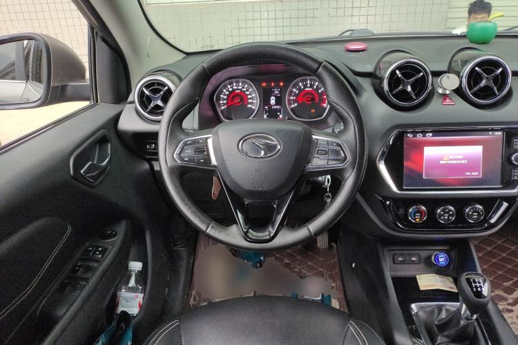 Used Soueast DX3 2018 1.5L Manual Luxury Model Steering Wheel
