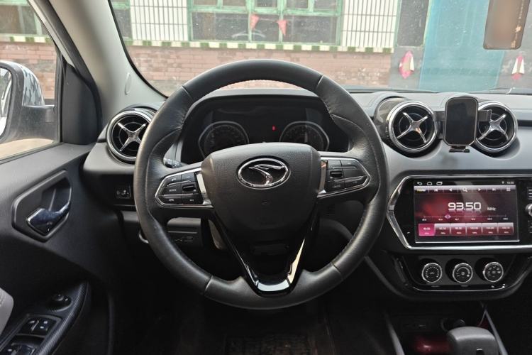 Used Soueast DX3 2018 1.5T Outdoor Edition CVT Prestige Model Steering Wheel