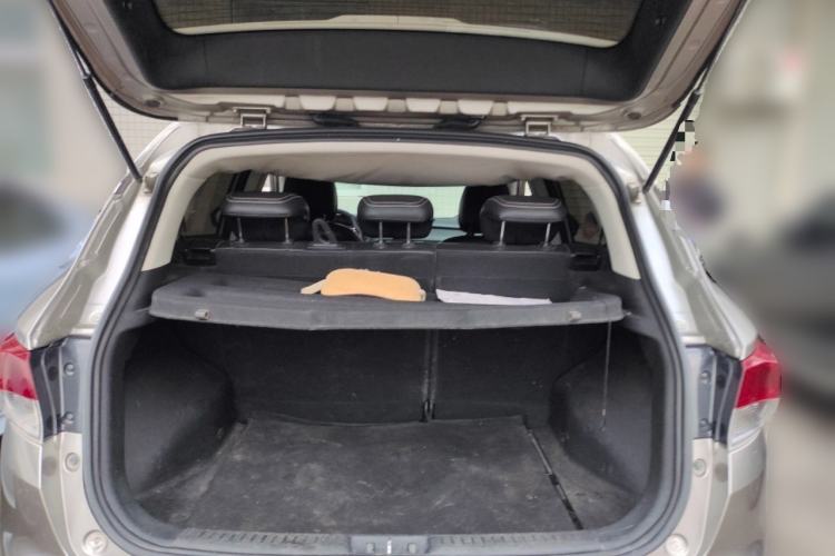 Used Soueast DX3 2018 1.5L Manual Luxury Model Trunk