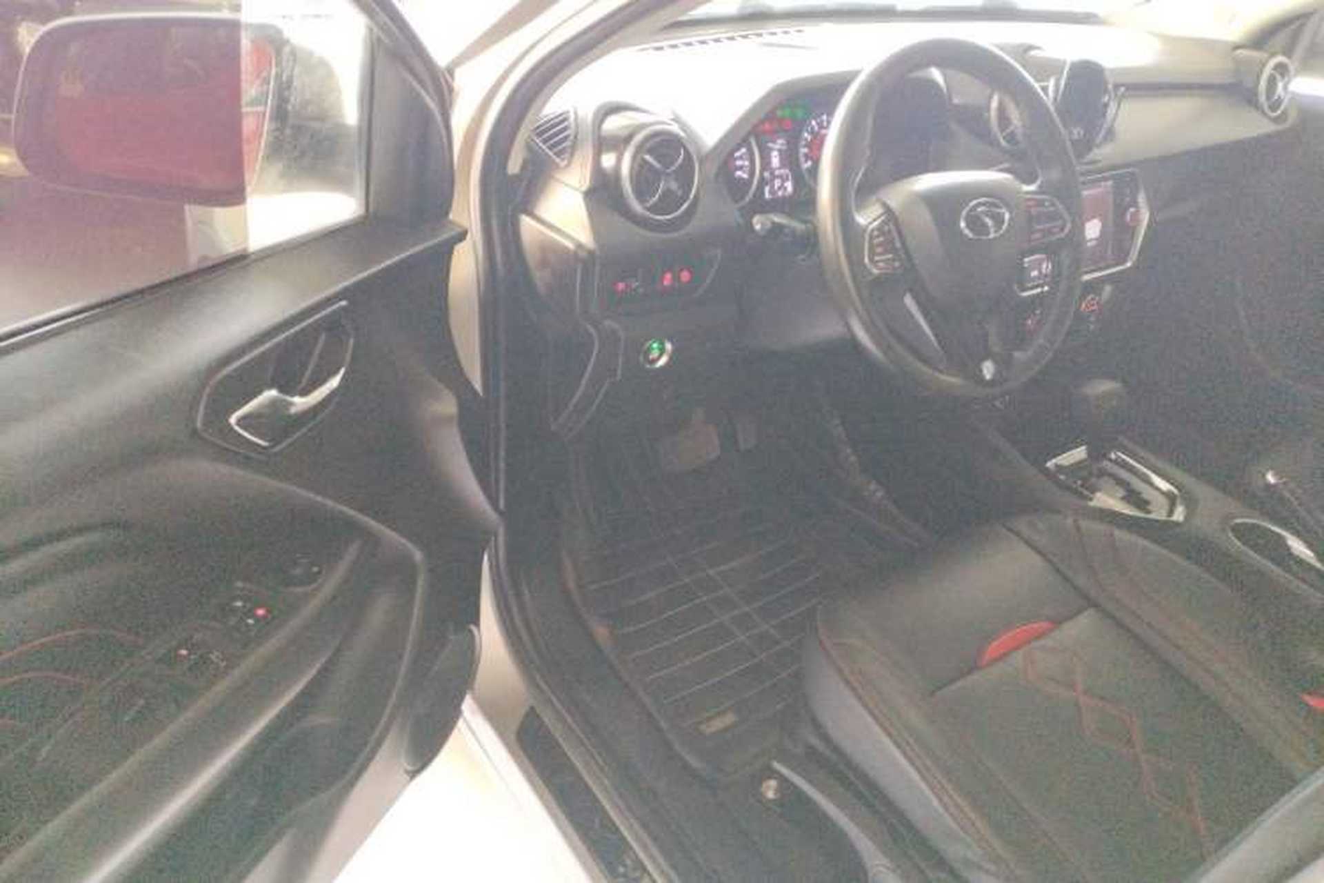 Used Soueast DX3 2018 1.5T CVT Luxury Model Driver Seat