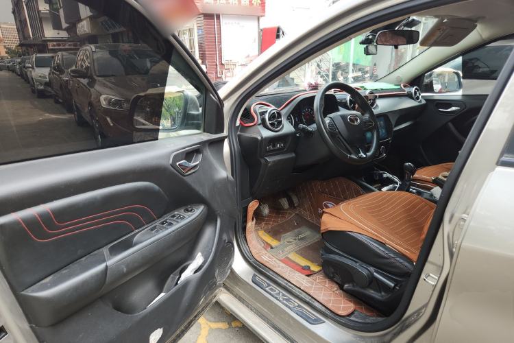 Used Soueast DX3 2018 1.5L Manual Luxury Model Driver Seat