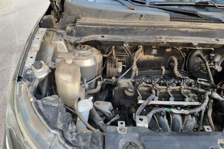 Used Soueast DX3 2018 1.5L Manual Luxury Model Engine Bay Right