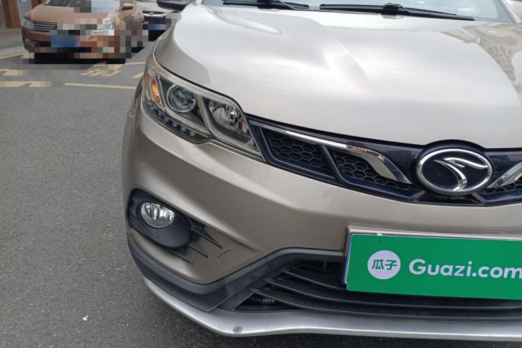 Used Soueast DX3 2018 1.5T CVT Luxury Model Exterior 6