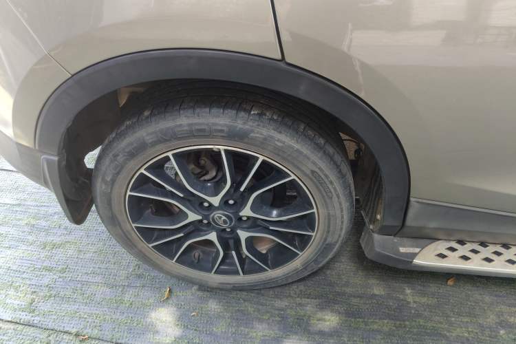 Used Soueast DX3 2018 1.5T CVT Luxury Model Exterior 8