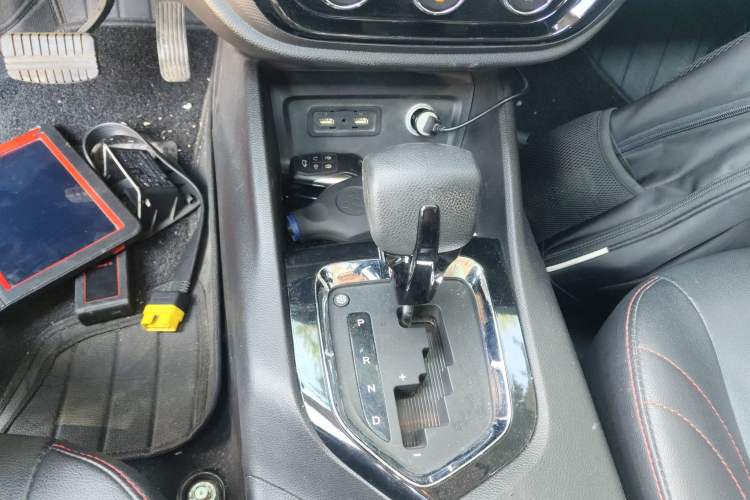 Used Soueast DX3 2018 1.5T CVT Luxury Model Gear Lever