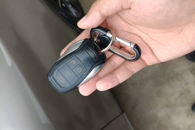 Used Soueast DX3 2018 1.5L Manual Luxury Model Interior 1