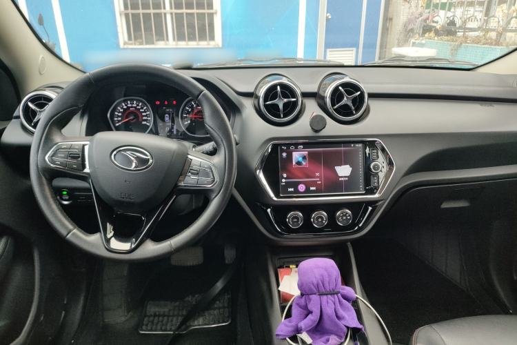 Used Soueast DX3 2018 1.5T CVT Luxury Model Interior 2