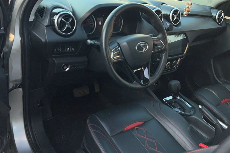 Used Soueast DX3 2018 1.5T CVT Luxury Model Interior 2