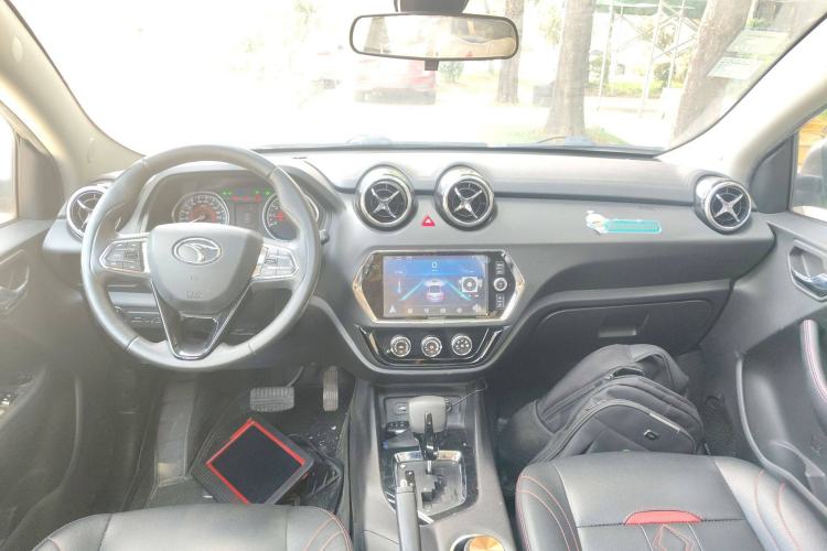 Used Soueast DX3 2018 1.5T CVT Luxury Model Interior 2