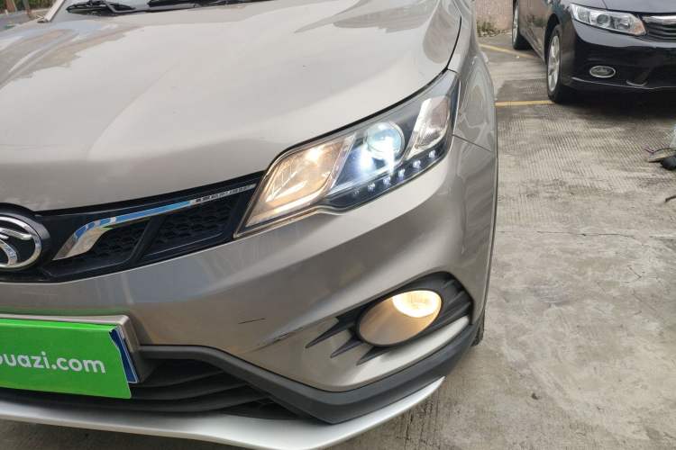 Used Soueast DX3 2018 1.5T CVT Luxury Model Left Front Headlight