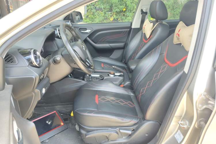 Used Soueast DX3 2018 1.5T CVT Luxury Model Left Front Seat
