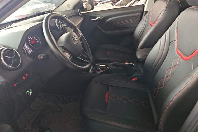 Used Soueast DX3 2018 1.5T CVT Luxury Model Left Front Seat