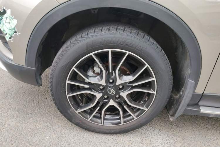 Used Soueast DX3 2018 1.5L Manual Luxury Model Left Front Wheel Hub