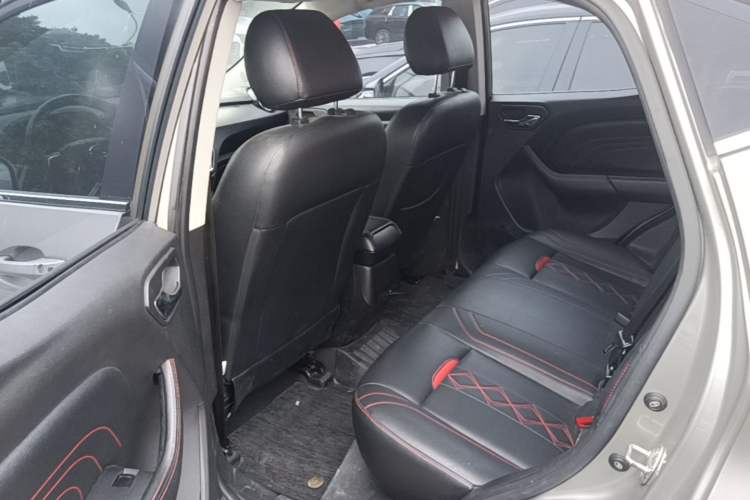 Used Soueast DX3 2018 1.5L Manual Luxury Model Left Rear Seat