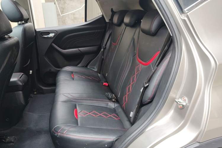 Used Soueast DX3 2018 1.5L Manual Luxury Model Left Rear Seat