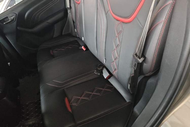 Used Soueast DX3 2018 1.5T CVT Luxury Model Left Rear Seat