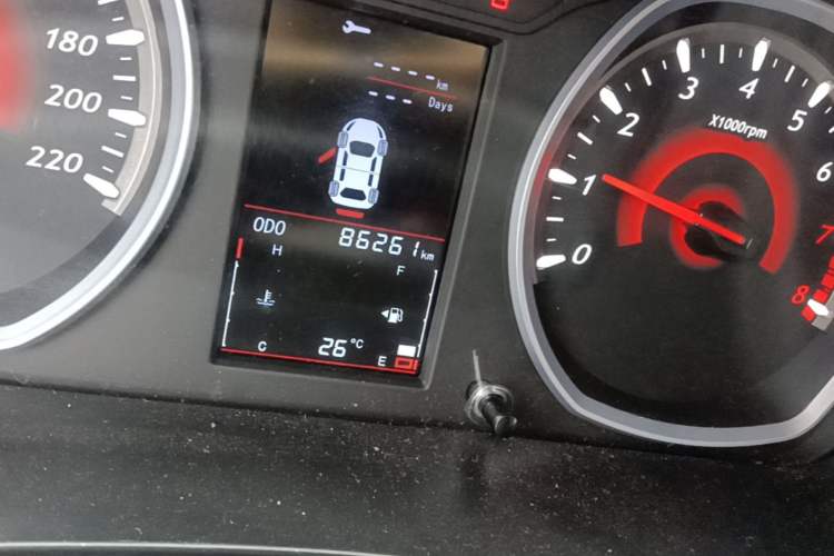 Used Soueast DX3 2018 1.5L Manual Luxury Model Odometer Close Up