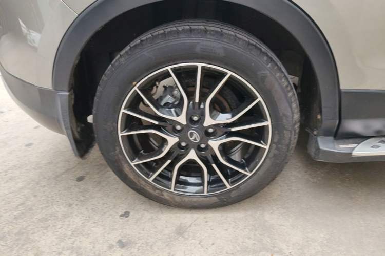 Used Soueast DX3 2018 1.5L Manual Luxury Model Right Rear Wheel Hub