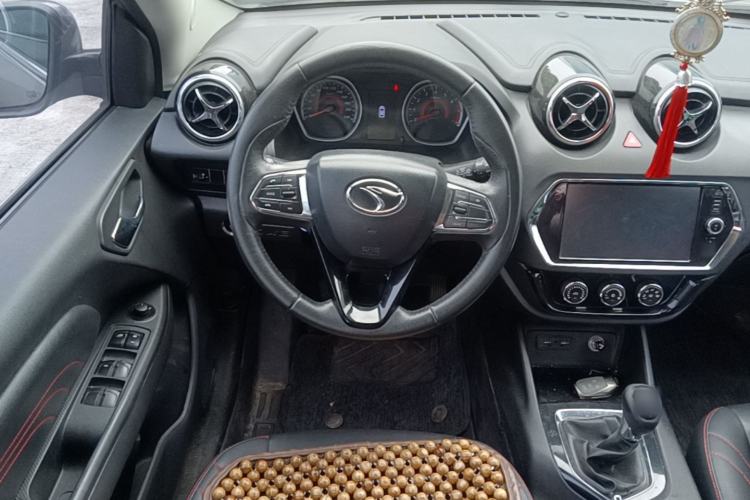 Used Soueast DX3 2018 1.5L Manual Luxury Model Steering Wheel